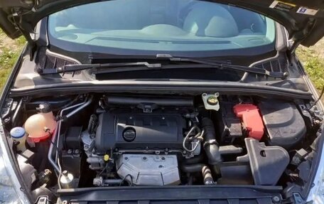 Peugeot 408 I рестайлинг, 2013 год, 370 000 рублей, 8 фотография
