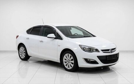 Opel Astra J, 2013 год, 699 000 рублей, 1 фотография