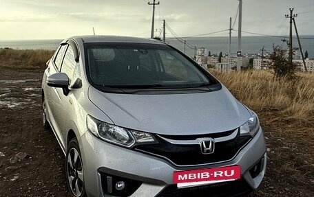 Honda Fit III, 2017 год, 970 000 рублей, 2 фотография
