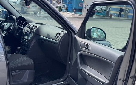 Skoda Yeti I рестайлинг, 2017 год, 1 632 000 рублей, 25 фотография