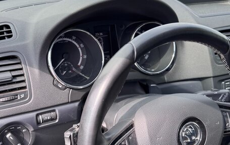 Skoda Yeti I рестайлинг, 2017 год, 1 632 000 рублей, 29 фотография