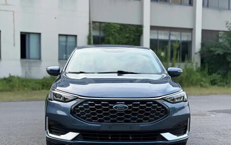 Ford Escort, 2023 год, 1 100 000 рублей, 2 фотография