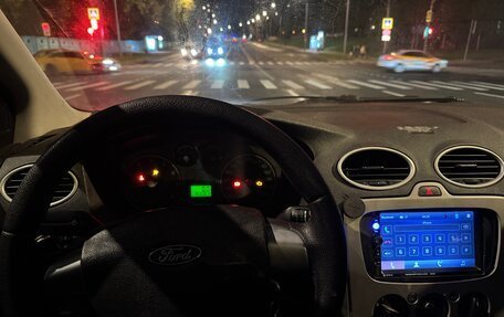 Ford Focus II рестайлинг, 2005 год, 259 000 рублей, 12 фотография
