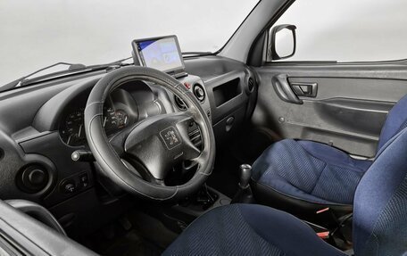 Peugeot Partner II рестайлинг 2, 2010 год, 329 000 рублей, 9 фотография