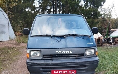 Toyota HiAce H100, 1992 год, 100 000 рублей, 1 фотография