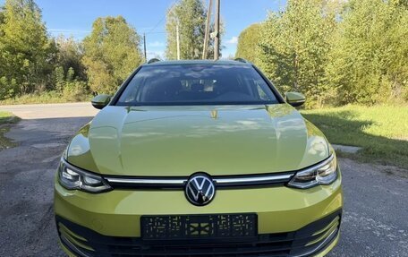 Volkswagen Golf VIII, 2023 год, 2 232 000 рублей, 2 фотография