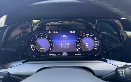 Volkswagen Golf VIII, 2023 год, 2 232 000 рублей, 10 фотография