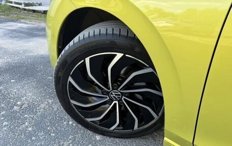 Volkswagen Golf VIII, 2023 год, 2 232 000 рублей, 12 фотография