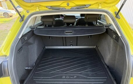 Volkswagen Golf VIII, 2023 год, 2 232 000 рублей, 17 фотография