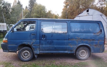 Toyota HiAce H100, 1992 год, 100 000 рублей, 3 фотография