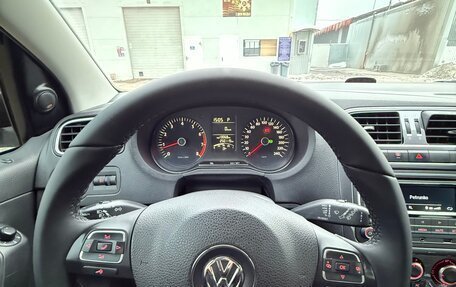 Volkswagen Polo VI (EU Market), 2011 год, 750 000 рублей, 5 фотография