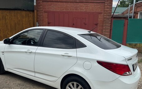 Hyundai Solaris II рестайлинг, 2014 год, 720 000 рублей, 6 фотография