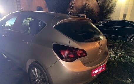 Opel Astra J, 2011 год, 330 000 рублей, 3 фотография