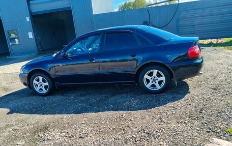 Audi A4, 1998 год, 420 000 рублей, 1 фотография