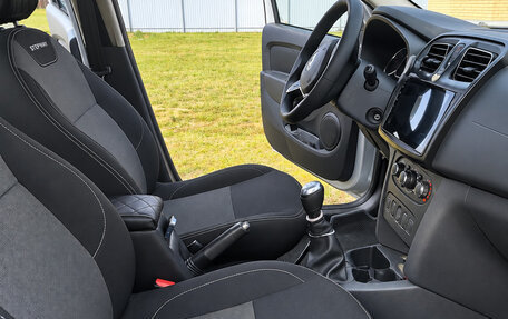 Renault Logan II, 2022 год, 1 149 000 рублей, 10 фотография