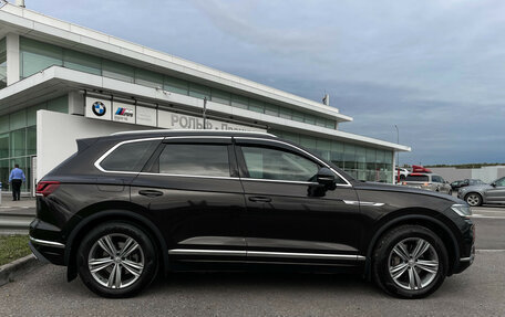 Volkswagen Touareg III, 2019 год, 4 897 000 рублей, 4 фотография