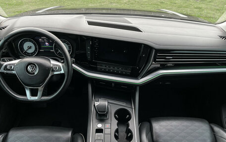 Volkswagen Touareg III, 2019 год, 4 897 000 рублей, 12 фотография