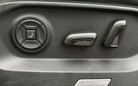 Volkswagen Touareg III, 2019 год, 4 897 000 рублей, 18 фотография