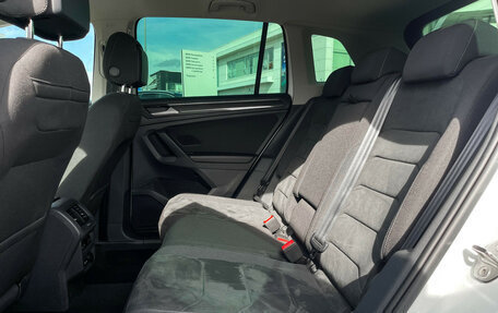 Volkswagen Tiguan II, 2021 год, 2 997 000 рублей, 10 фотография