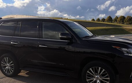 Lexus LX III, 2018 год, 9 000 000 рублей, 17 фотография