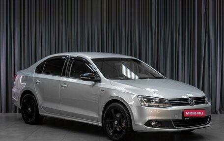 Volkswagen Jetta VI, 2013 год, 899 000 рублей, 1 фотография