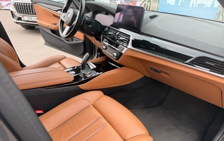 BMW 5 серия, 2021 год, 5 400 000 рублей, 9 фотография