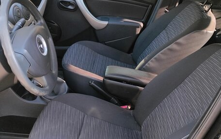Renault Logan I, 2011 год, 600 000 рублей, 8 фотография