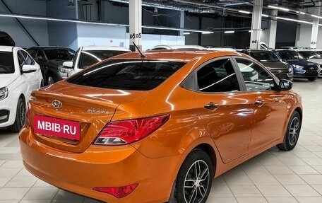 Hyundai Solaris II рестайлинг, 2015 год, 889 000 рублей, 3 фотография