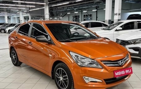 Hyundai Solaris II рестайлинг, 2015 год, 889 000 рублей, 2 фотография