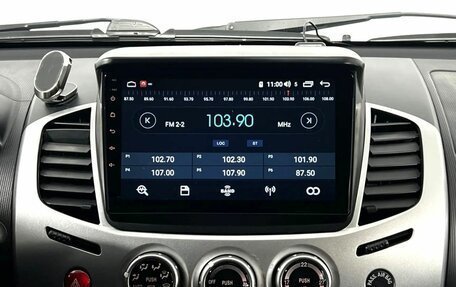 Mitsubishi L200 IV рестайлинг, 2011 год, 2 230 000 рублей, 13 фотография