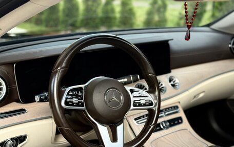 Mercedes-Benz E-Класс, 2019 год, 4 600 000 рублей, 15 фотография