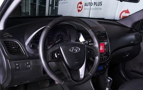 Hyundai Solaris II рестайлинг, 2012 год, 980 000 рублей, 7 фотография