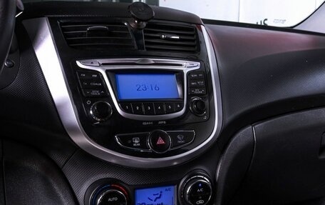 Hyundai Solaris II рестайлинг, 2012 год, 980 000 рублей, 11 фотография