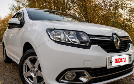 Renault Logan II, 2014 год, 700 000 рублей, 3 фотография