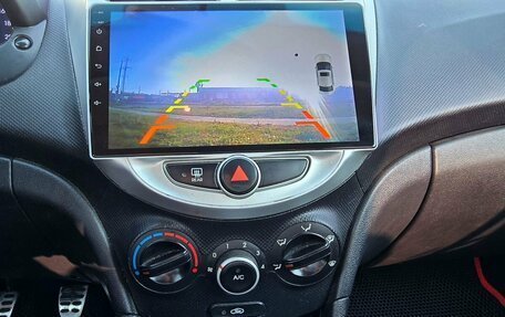 Hyundai Solaris II рестайлинг, 2013 год, 665 000 рублей, 15 фотография