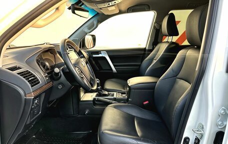 Toyota Land Cruiser Prado 150 рестайлинг 2, 2018 год, 4 860 000 рублей, 14 фотография