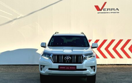 Toyota Land Cruiser Prado 150 рестайлинг 2, 2018 год, 4 860 000 рублей, 4 фотография