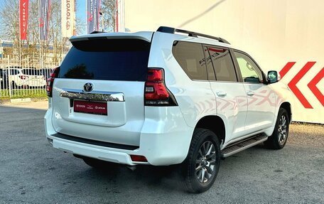 Toyota Land Cruiser Prado 150 рестайлинг 2, 2018 год, 4 860 000 рублей, 6 фотография