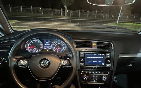 Volkswagen Golf VII, 2020 год, 1 880 000 рублей, 11 фотография