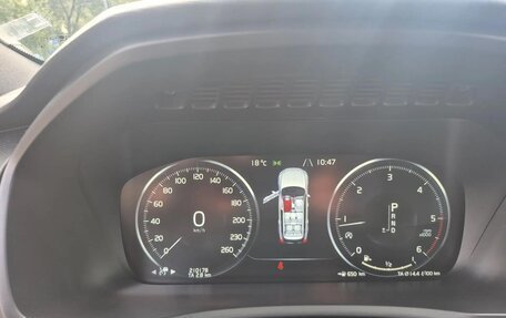 Volvo XC90 II рестайлинг, 2017 год, 3 690 000 рублей, 4 фотография