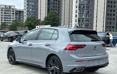 Volkswagen Golf VIII, 2023 год, 1 940 000 рублей, 4 фотография