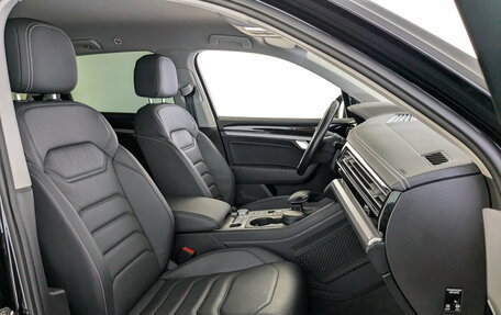 Volkswagen Touareg III, 2019 год, 5 205 000 рублей, 24 фотография