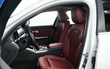 BMW 3 серия, 2022 год, 3 699 077 рублей, 10 фотография