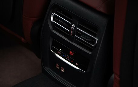 BMW 3 серия, 2022 год, 3 699 077 рублей, 21 фотография