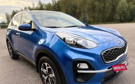 KIA Sportage IV рестайлинг, 2021 год, 1 990 000 рублей, 6 фотография