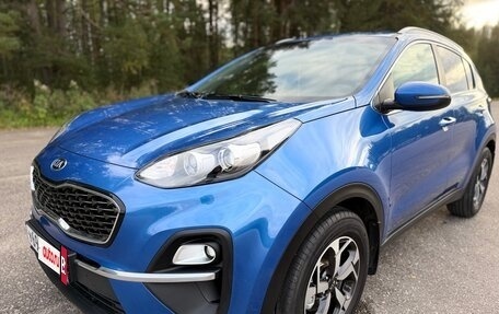 KIA Sportage IV рестайлинг, 2021 год, 1 990 000 рублей, 2 фотография