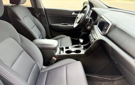 KIA Sportage IV рестайлинг, 2021 год, 1 990 000 рублей, 27 фотография