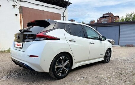 Nissan Leaf II, 2017 год, 1 650 000 рублей, 4 фотография