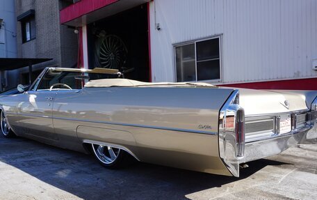 Cadillac DeVille VIII, 1965 год, 12 000 000 рублей, 7 фотография