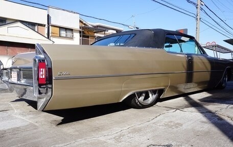 Cadillac DeVille VIII, 1965 год, 12 000 000 рублей, 11 фотография